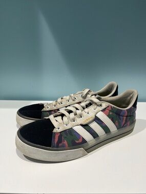 Adidas Low-Top Sneakers in Black & Camo